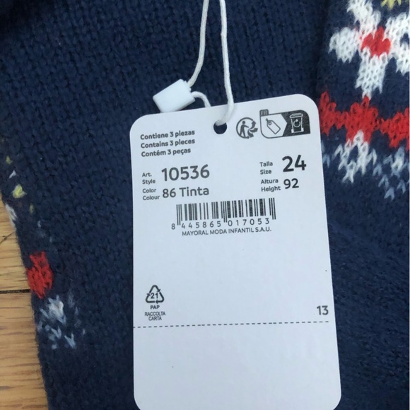 NWT Mayoral Hat, Scarf and Mitten Set - Picture 2 of 6